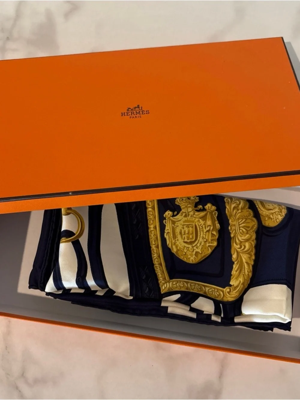 Hermes Paris Printed 100% Silk Scarf W/ Box - Picture 12 of 12